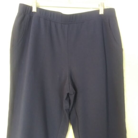Denim&CO women's size M blue active pull on capris - Picture 2 of 14